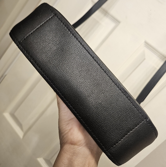 Marc Jacobs Black Crossbody Bag Handbag Purse - Picture 3 of 13